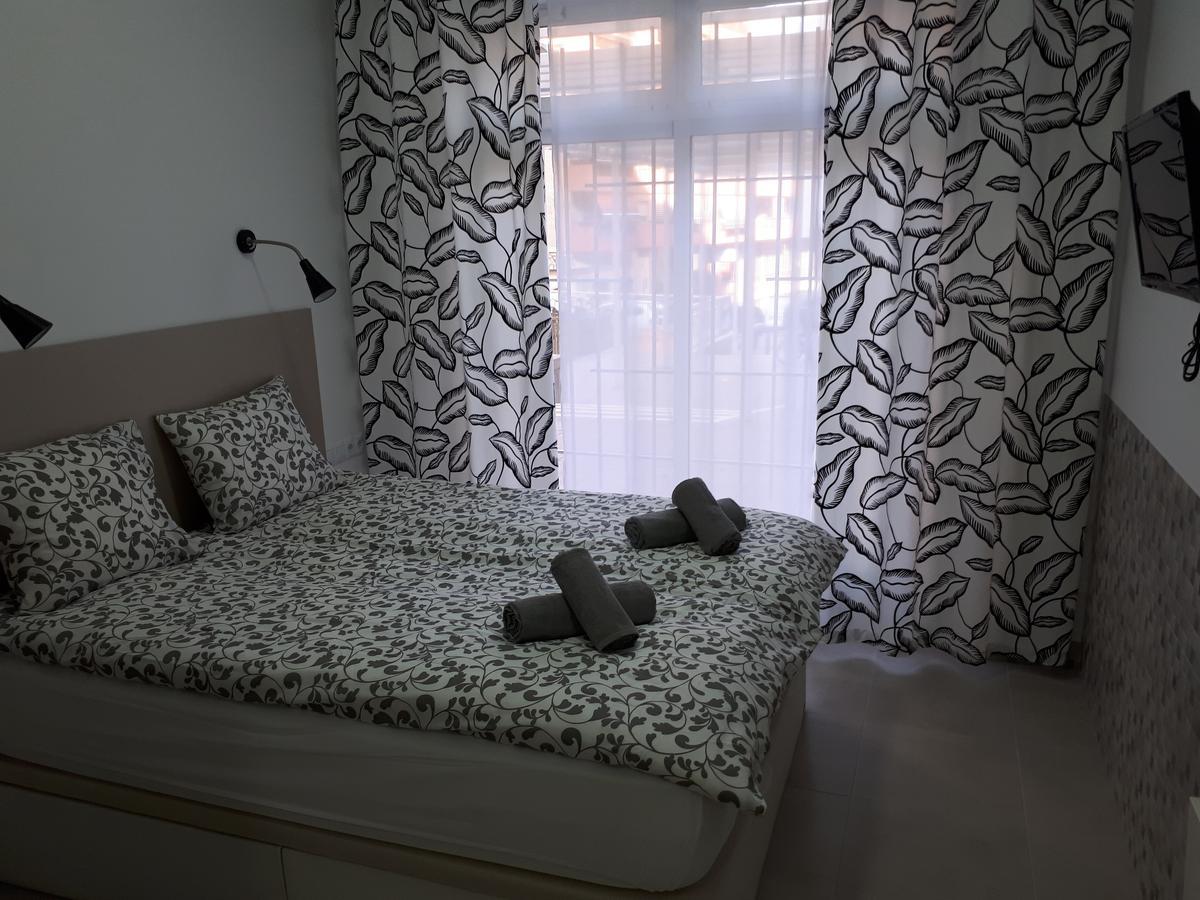 Plaza Ifach Bed & Breakfast กัลเป ภายนอก รูปภาพ